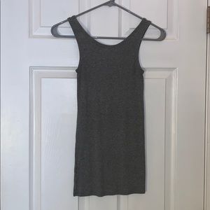 Set of 3 fitted tank tops